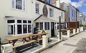Seaview Inn
